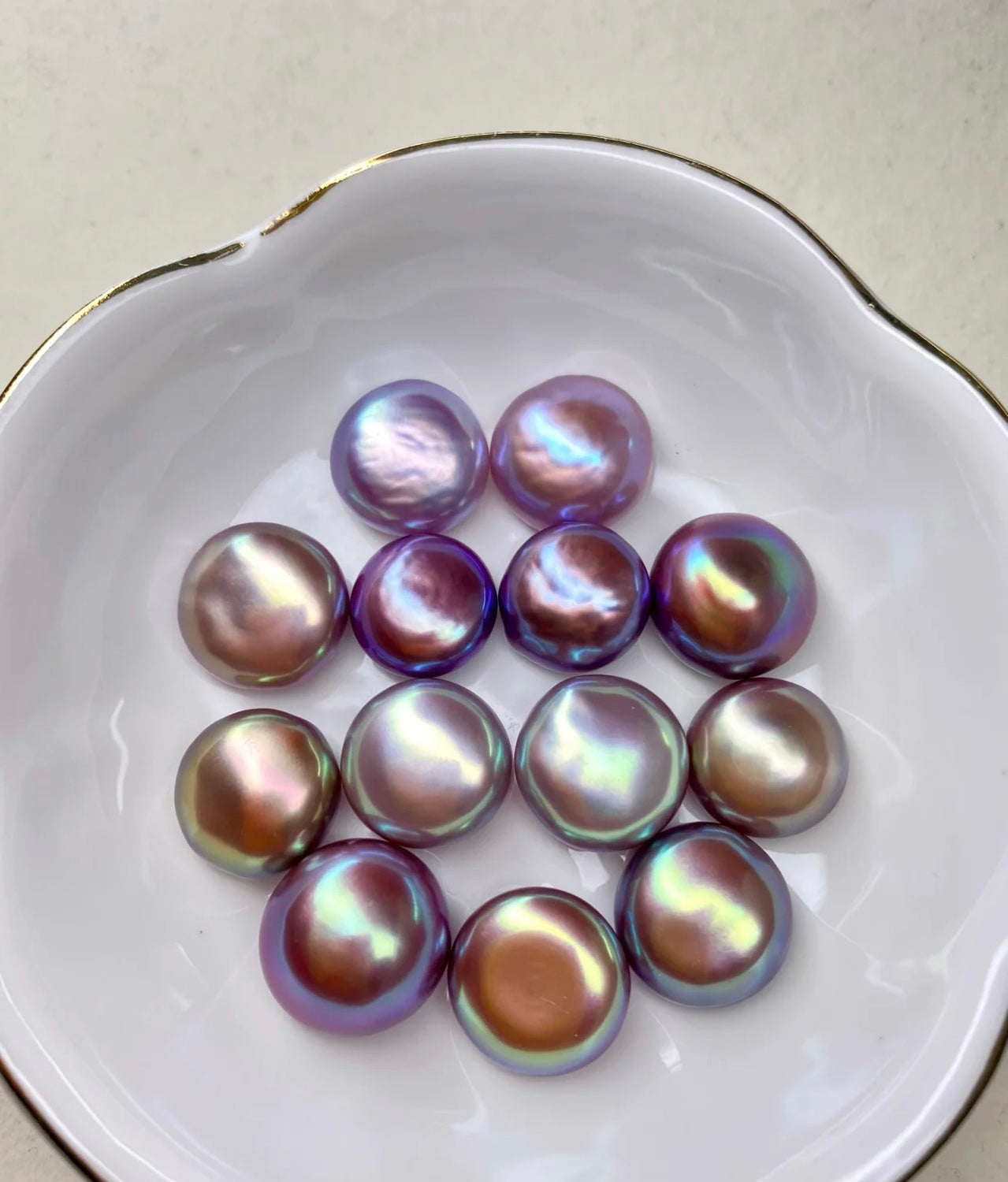 0.001Button Pearls Oyster