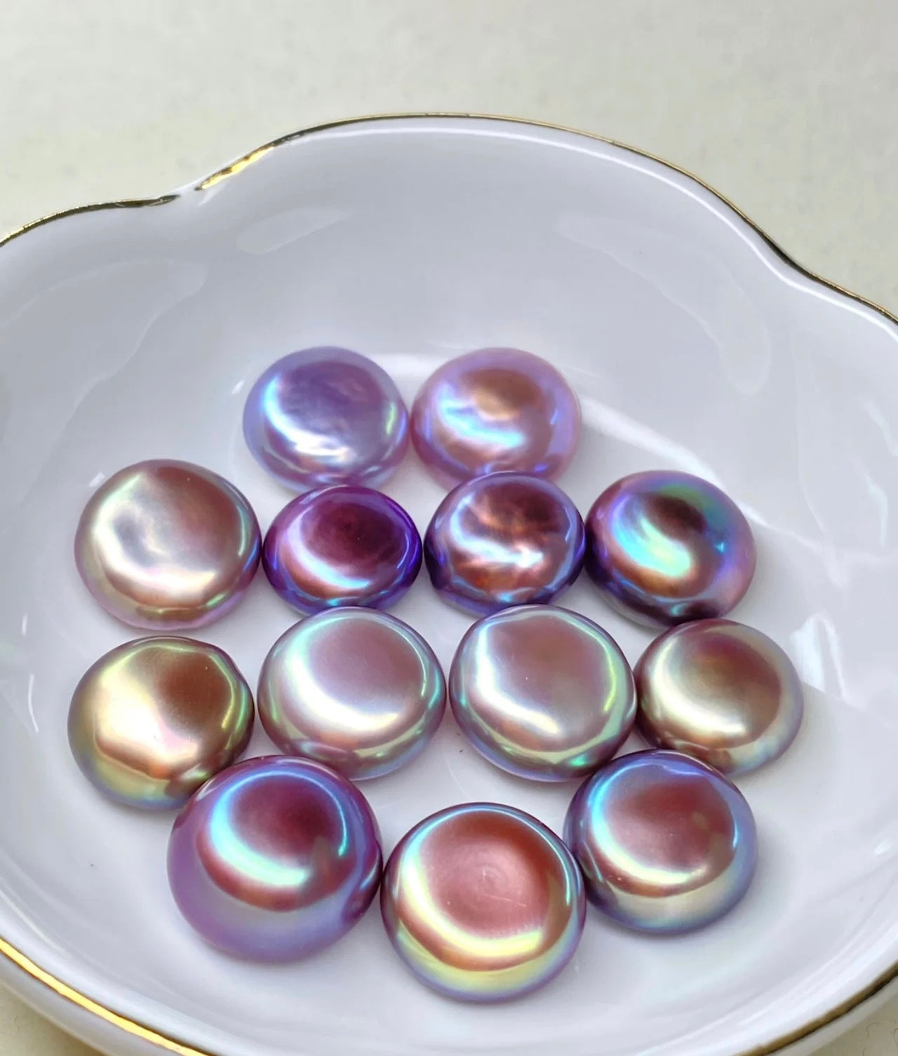 0.001Button Pearls Oyster